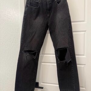 Fashion Nova Women's Black Distressed Relaxed Jeans sz 7